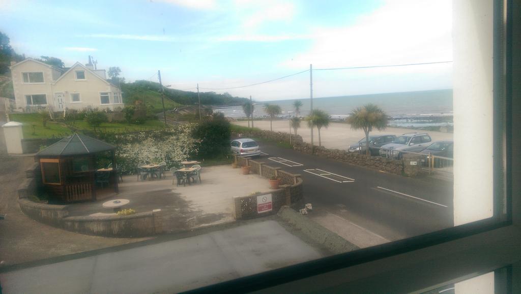 Halfway House Hotel Larne Exterior foto